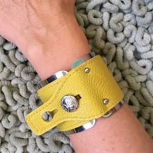 Chartreuse leather cuff (box)